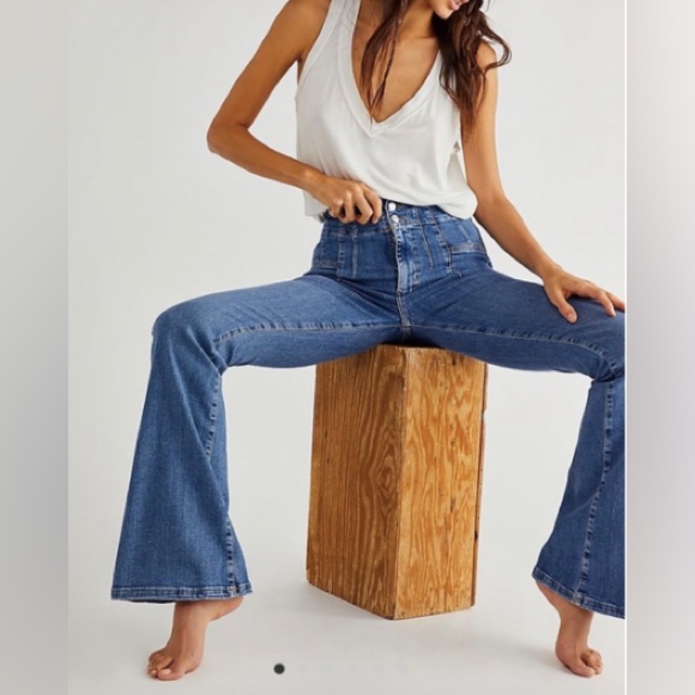 Free People We The Free Jayde Flare Jeans - Brand New With Tags!!
